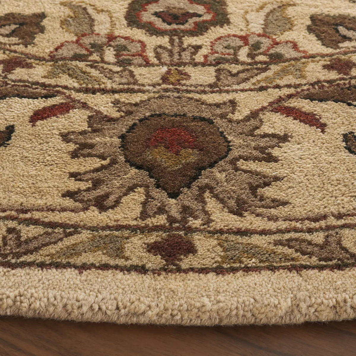 Safavieh Antiquity 6'-0" x 6'-0" Rug in Gold