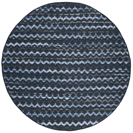 Safavieh Montauk 6'-0" x 6'-0" Rug in Navy Blue / Black