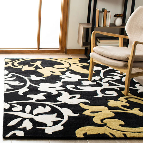 Safavieh Soho 5'-0" x 8'-0" Rug in Black / Multi