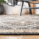 Safavieh Kilim 4'-0" x 6'-0" Rug in Black / Ivory