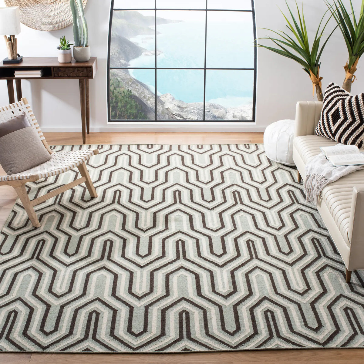 Safavieh Dhurries 6'-0" x 9'-0" Rug in Grey / Multi