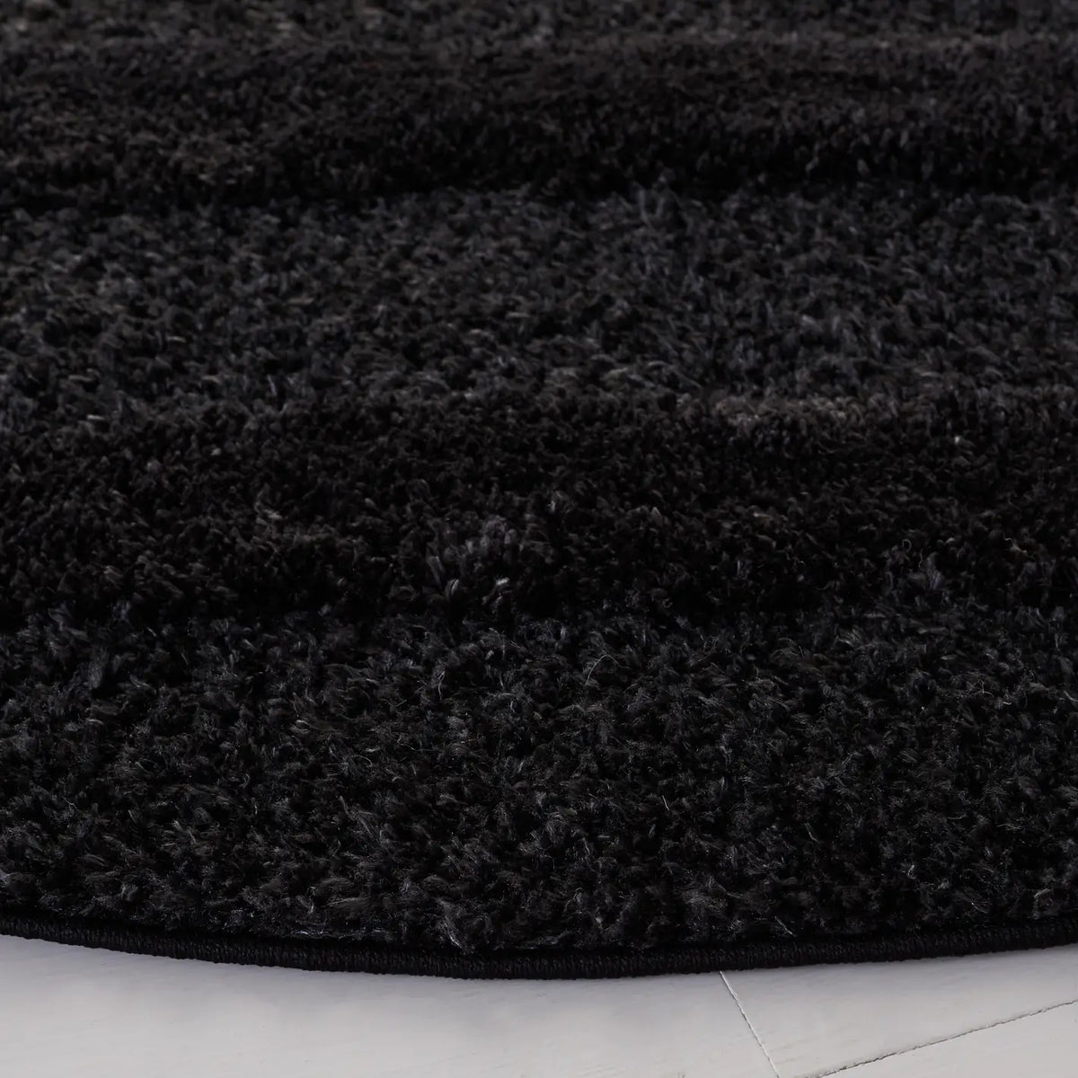 Safavieh Hi-Lo Shag 6'-7" x 6'-7" Rug in Charcoal