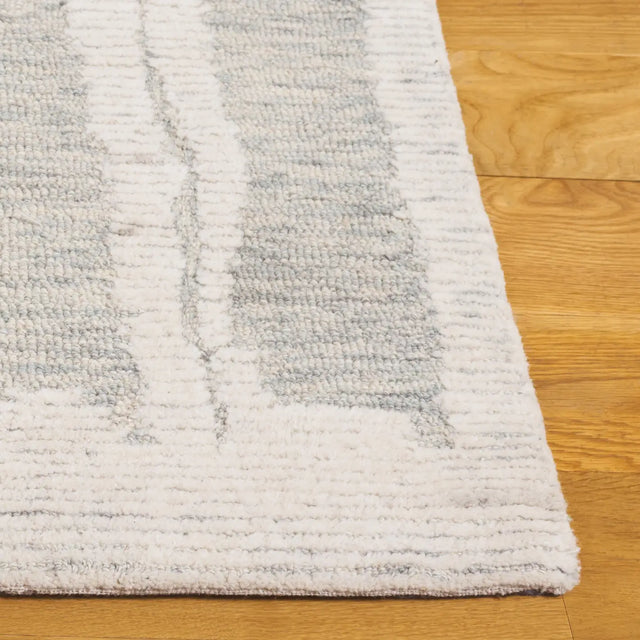 Safavieh Harvest 4'-0" x 6'-0" Rug in Ivory / Light Blue