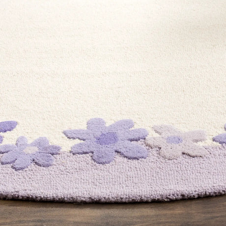 Safavieh Safavieh Kids 6'-0" x 6'-0" Rug in Ivory / Lavander
