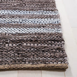 Safavieh Vintage Leather 4'-0" x 6'-0" Rug in Silver / Ivory