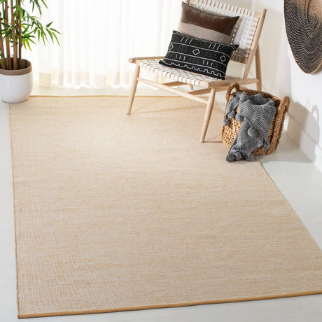 Safavieh Montauk 4'-0" x 6'-0" Rug in Gold