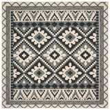 Safavieh Veranda 6'-7" x 6'-7" Rug in Beige / Grey