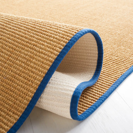 Safavieh Martha Stewart 4'-0" x 6'-0" Rug in Natural / Navy
