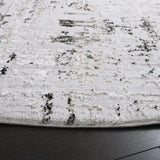 Safavieh Parker 6'-7" x 6'-7" Rug in Light Grey / Black