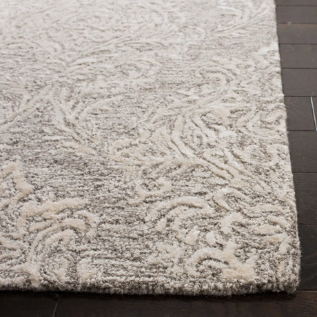 Safavieh Glamour 5'-0" x 8'-0" Rug in Grey / Ivory