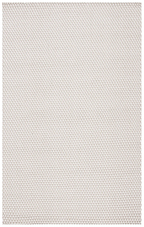 Safavieh Salem 4'-0" x 6'-0" Rug in Beige / Ivory