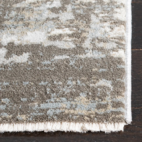 Safavieh Valencia 4'-0" x 6'-2" Rug in Light Sage / Grey