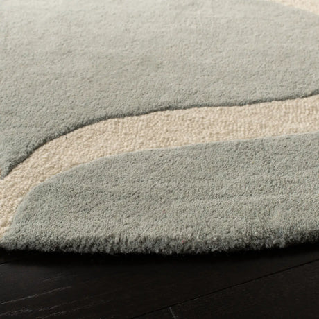 Safavieh Cambridge 6'-0" x 6'-0" Rug in Grey / Ivory