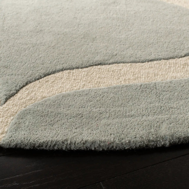 Safavieh Cambridge 6'-0" x 6'-0" Rug in Grey / Ivory