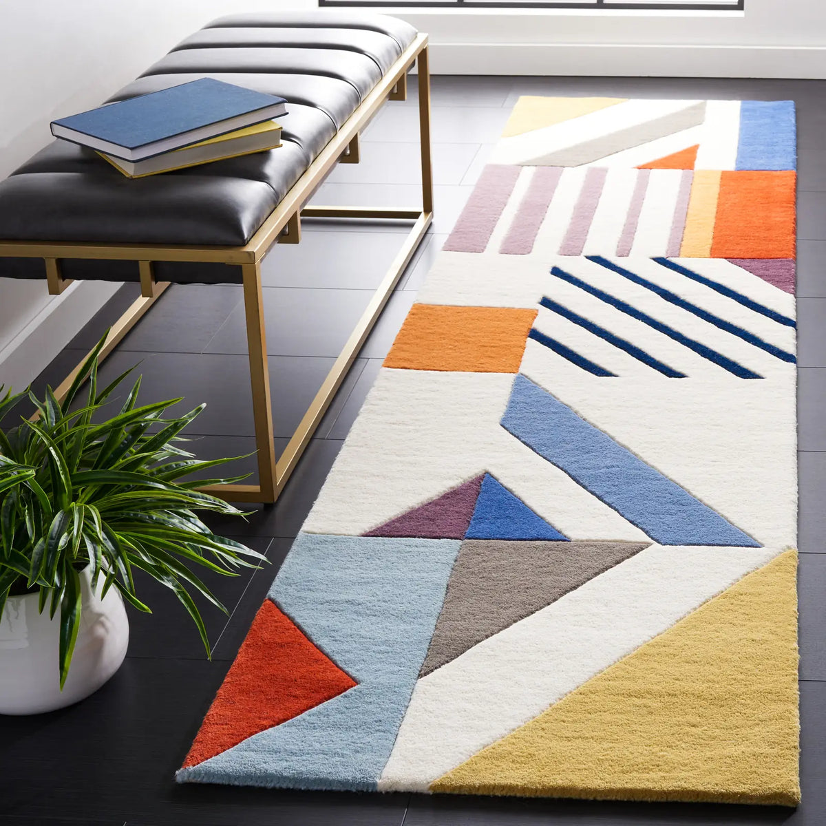 Safavieh Fifth Avenue 2'-3" x 11'-0" Rug in Ivory / Multi