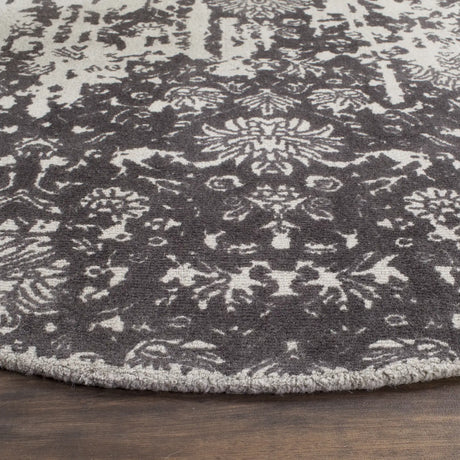 Safavieh Restoration Vintage 6'-0" x 6'-0" Rug in Silver / Grey