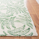 Safavieh Jardin 4'-0" x 6'-0" Rug in Ivory / Green