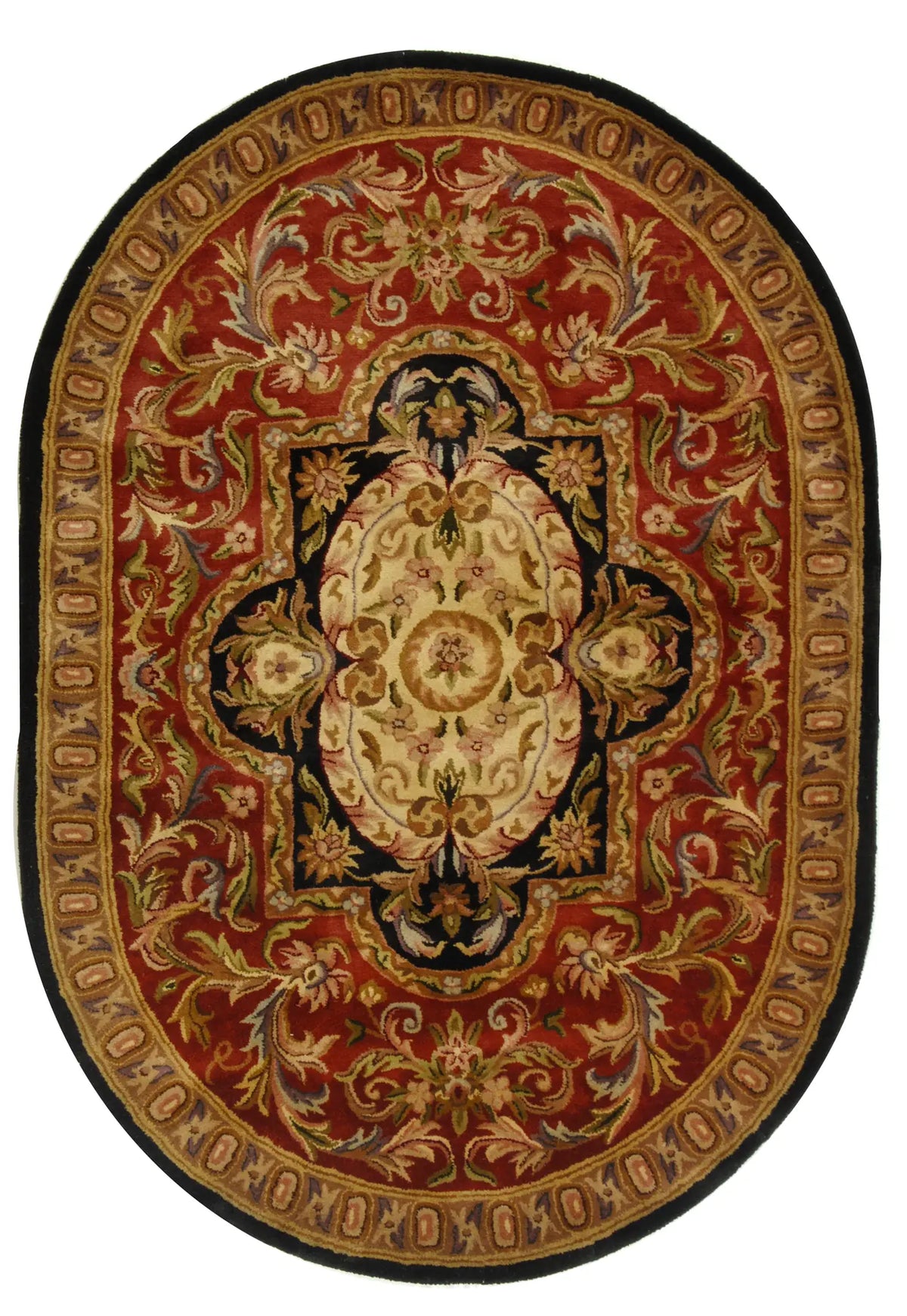 Safavieh Classic 4'-6" x 6'-6" Rug in Red / Black