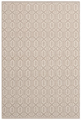 Safavieh Montauk 3'-0" x 5'-0" Rug in Ivory / Grey