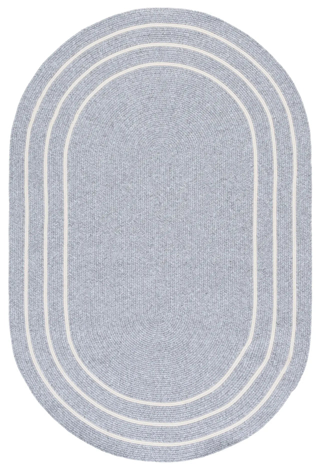 Safavieh Braided 4'-0" x 6'-0" Rug in Light Grey / Ivory