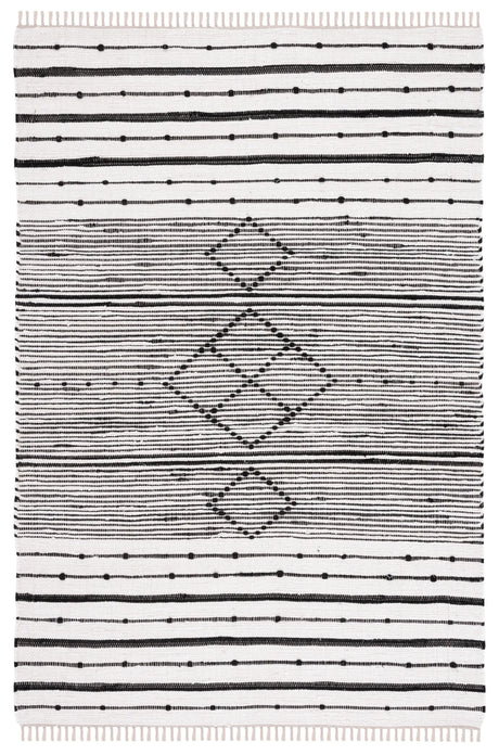 Safavieh Striped Kilim 4'-0" x 6'-0" Rug in Ivory / Black