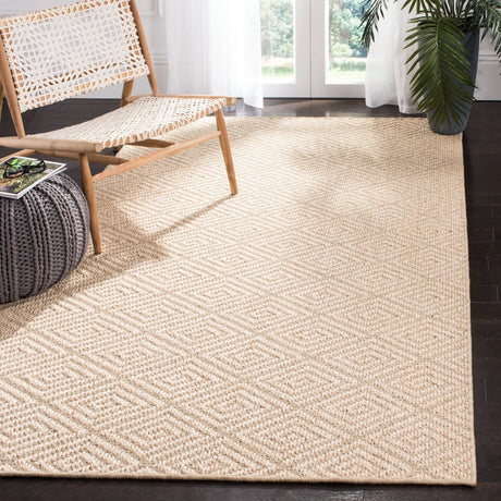 Safavieh Palm Beach 5'-0" x 8'-0" Rug in Beige / Beige