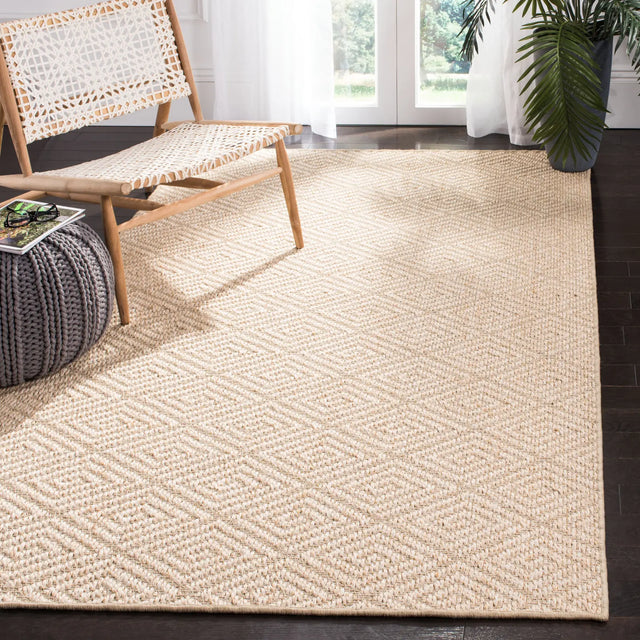 Safavieh Palm Beach 5'-0" x 8'-0" Rug in Beige / Beige