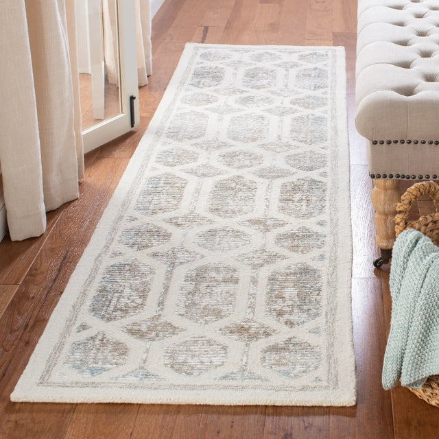 Safavieh Artistry 600 2'-3" x 9'-0" Rug in Ivory / Beige