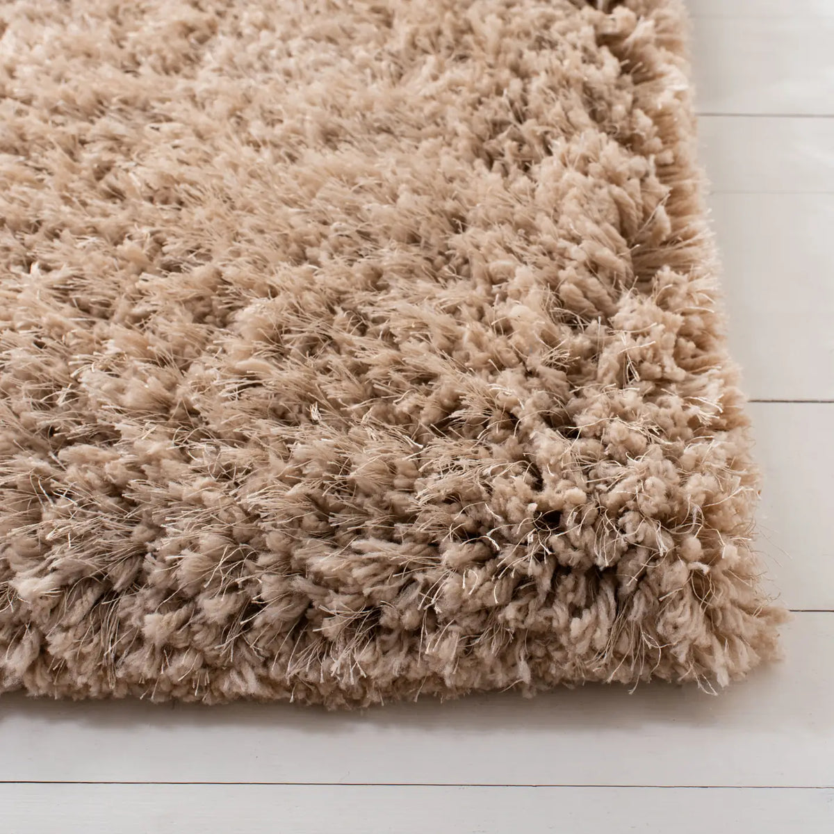 Safavieh Supreme Shag 4'-0" x 6'-0" Rug in Beige