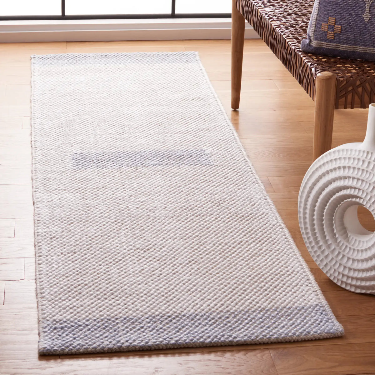 Safavieh Natura 2'-3" x 8'-0" Rug in Ivory / Light Blue