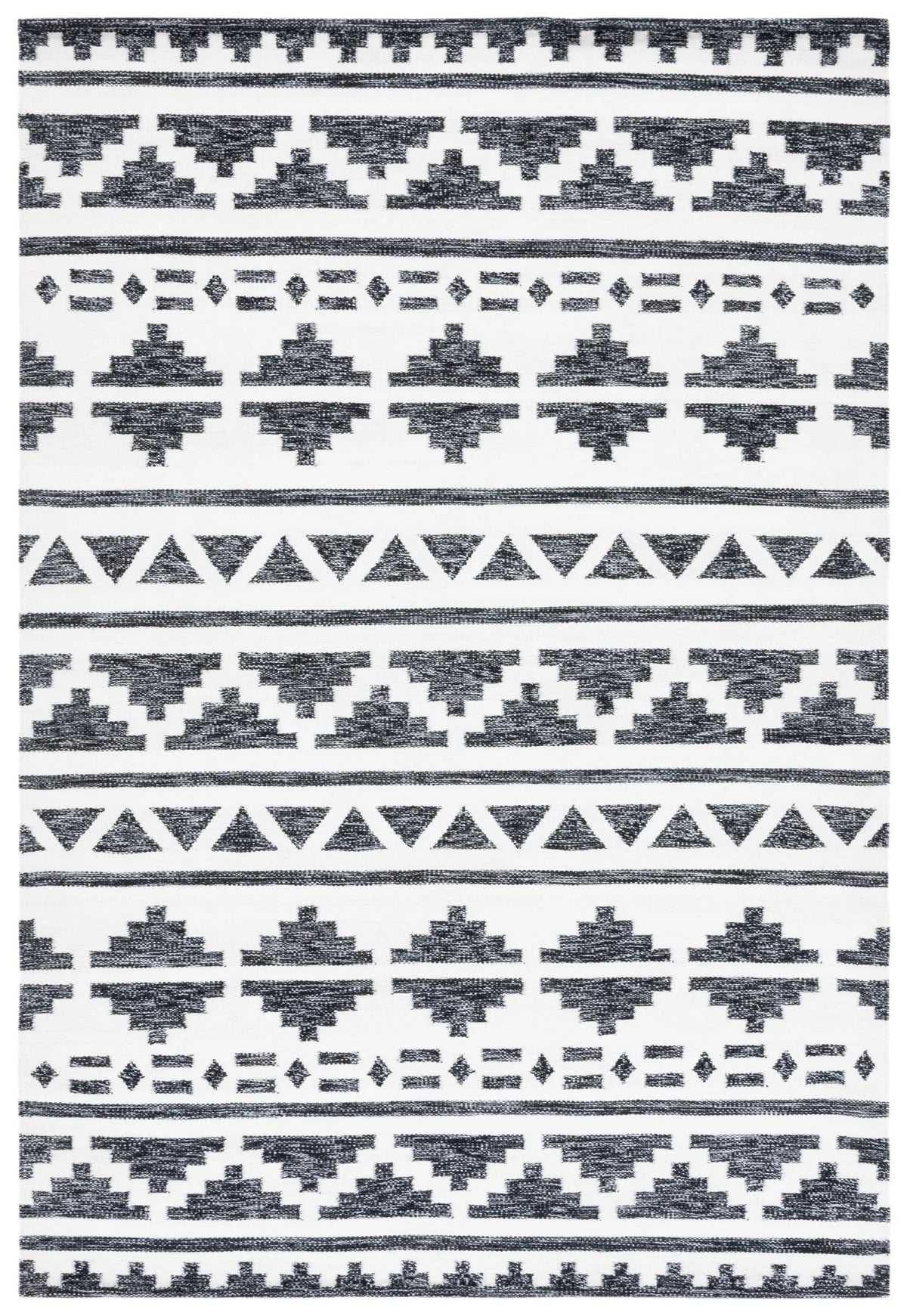 Safavieh Kilim 4'-0" x 6'-0" Rug in Black / Ivory