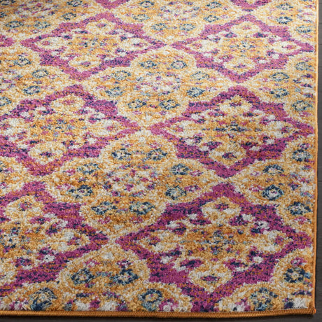 Safavieh Madison 4'-0" x 6'-0" Rug in Fuchsia / Gold