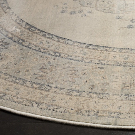 Safavieh Vintage 6'-0" x 6'-0" Rug in Light Blue / Cream