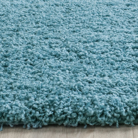 Safavieh Sgl-Laguna Shag 4'-0" x 6'-0" Rug in Turquoise