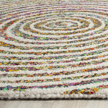 Safavieh Nantucket 6'-0" x 9'-0" Rug in Beige