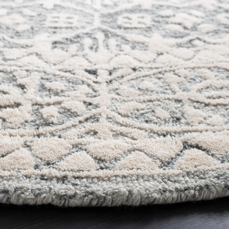 Safavieh Metro 6'-0" x 6'-0" Rug in Dark Grey / Ivory