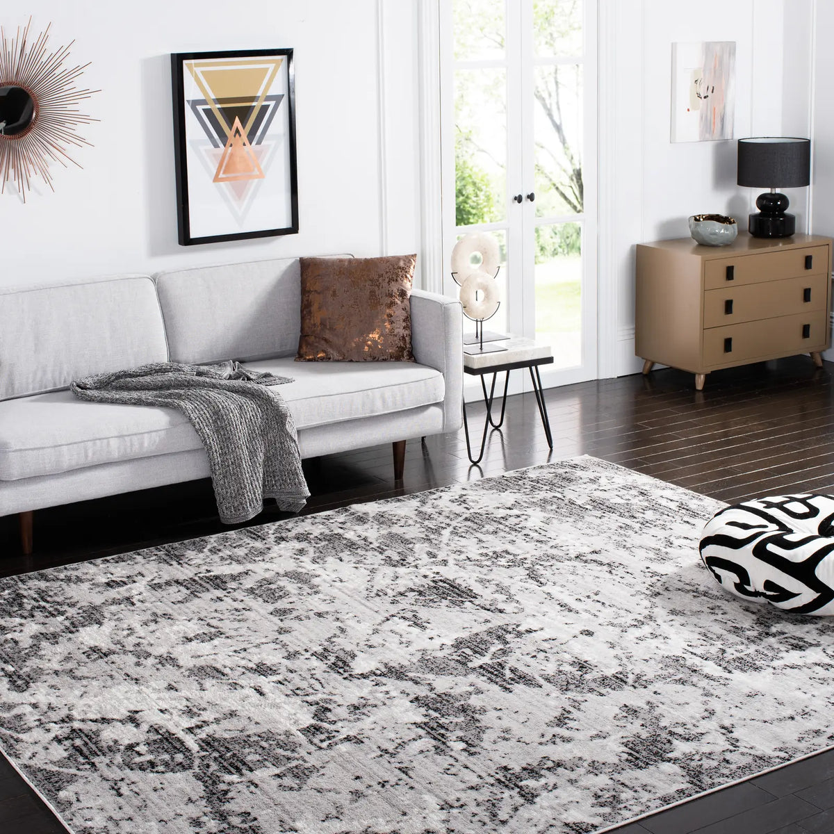 Safavieh Skyler 10'-0" x 14'-0" Rug in Charcoal / Ivory