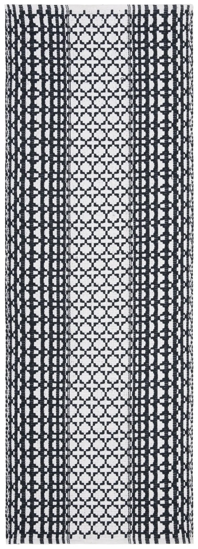 Safavieh Montauk 2'-3" x 7'-0" Rug in Navy / Ivory