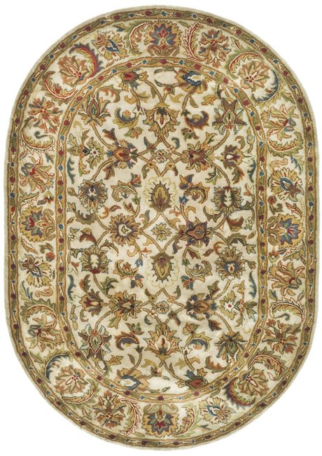 Safavieh Classic 4'-6" x 6'-6" Rug in Ivory / Ivory