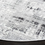 Safavieh Amelia 700 6'-7" x 6'-7" Rug in Grey / Charcoal