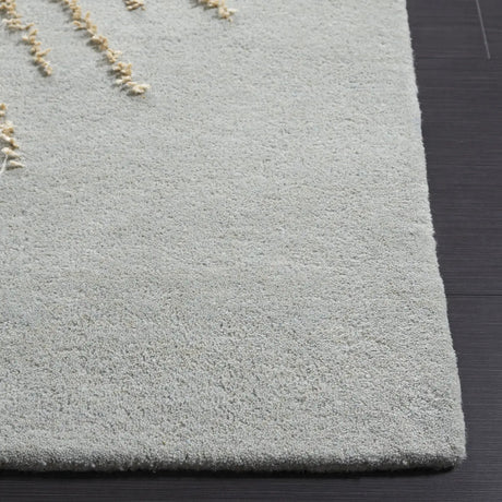 Safavieh Soho 4'-0" x 6'-0" Rug in Blue / Beige