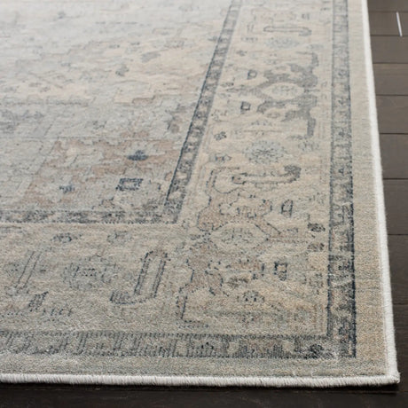 Safavieh Vintage 5'-3" x 7'-6" Rug in Light Blue