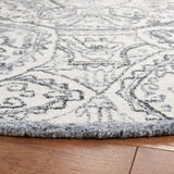 Safavieh Metro 6'-0" x 6'-0" Rug in Ivory / Grey