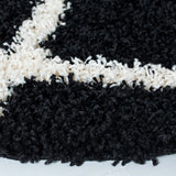 Safavieh Sgd-Dallas Shag 6'-0" x 6'-0" Rug in Black / Ivory