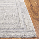 Safavieh Renewal 4'-0" x 6'-0" Rug in Silver / Grey