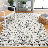 Safavieh Casablanca 4'-0" x 6'-0" Rug in Ivory / Black