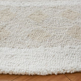 Safavieh Capri 6'-0" x 6'-0" Rug in Beige / Ivory