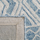 Safavieh Micro-Loop 5'-0" x 8'-0" Rug in Blue / Ivory