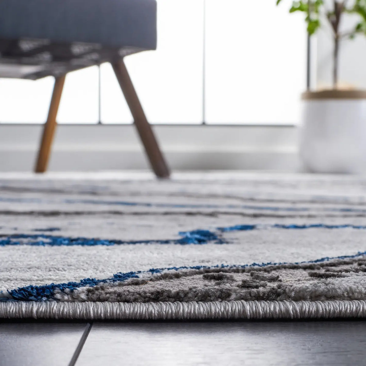 Safavieh Craft 4'-0" x 6'-0" Rug in Grey / Blue