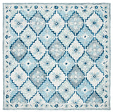 Safavieh Suzani 6'-0" x 6'-0" Rug in Blue / Grey